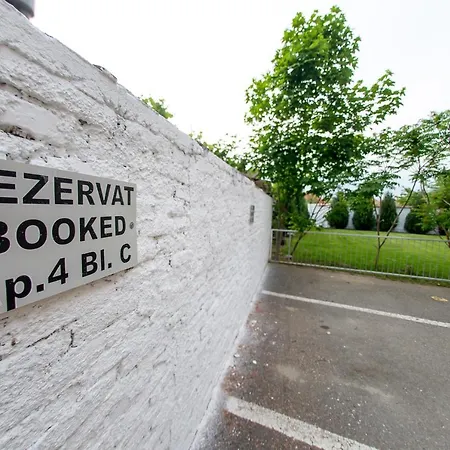 Terezianum Apartments, Free Parking