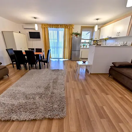 Terezianum Apartments, Free Parking דירה *